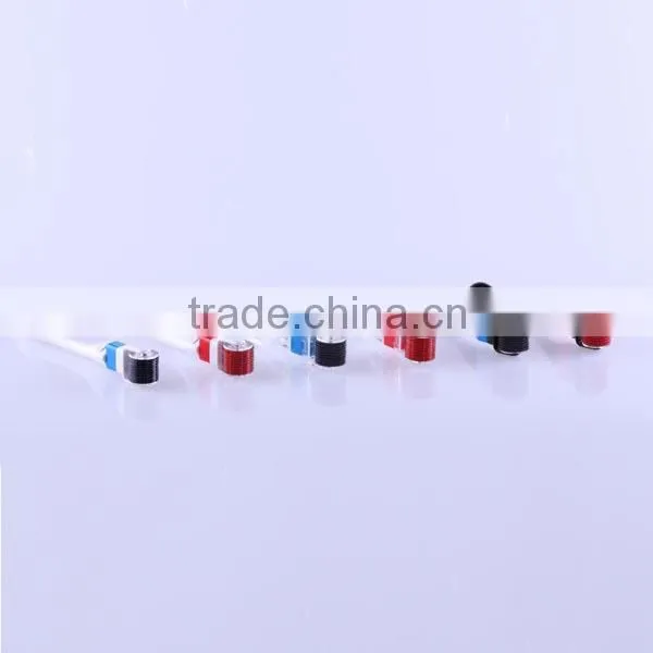 Factory Diect Wholesale 360 Degree Rotate Derma Rolling System with 600 Needles for Skin Treatment