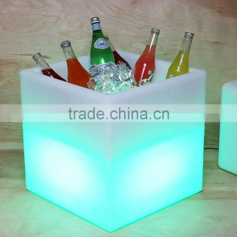 cheap color changing led square flower pot for whole sale