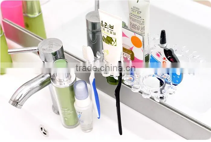 Q058 Creative cartoon style suction wall toothbrush holder