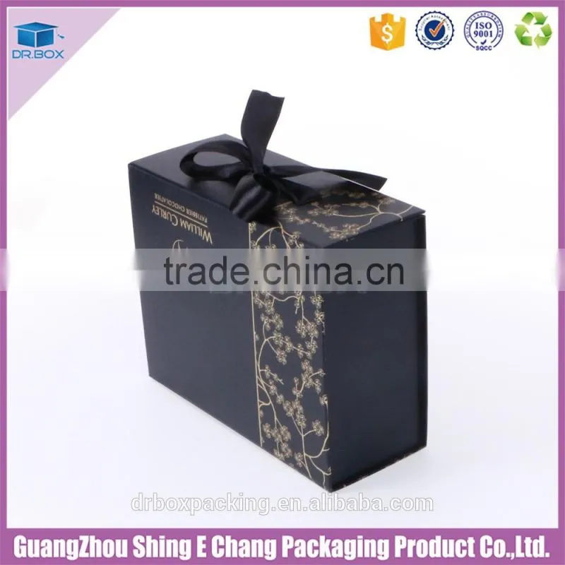 2016 Luxury custom gold hot stamping logo specialty paper printed gift box/custom gift box with ribbon