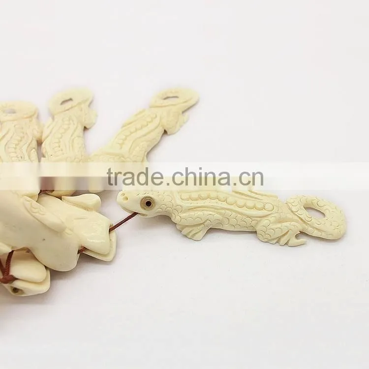 OB040 Jewelry making Supplie,Amazing Bone carving,Detail Hand carved large Gecko