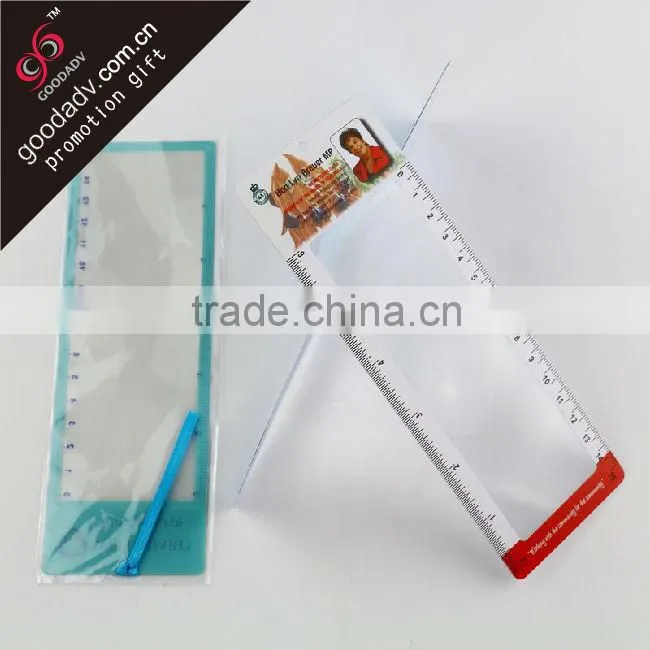 Promotional plastic bookmark magnifier ruler / That is made the plastic ruler