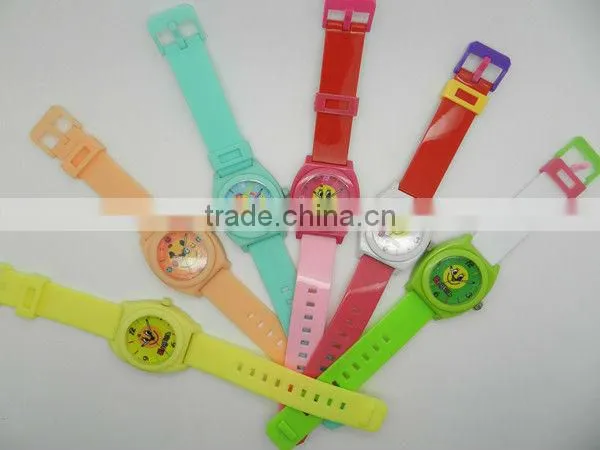 Popular pu plastic strap cute disne cartoon watches children