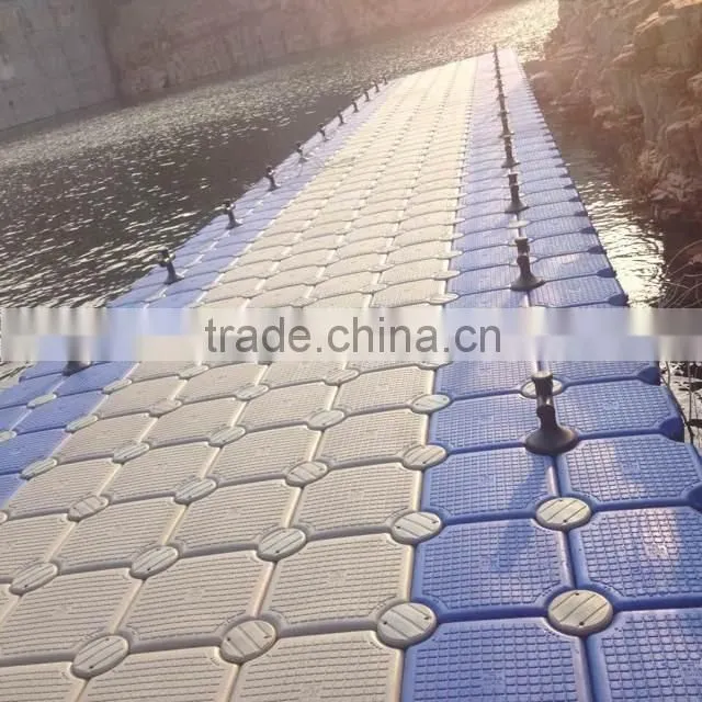 Floating pontoon cleat