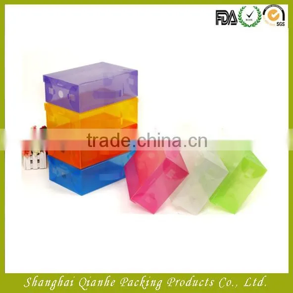 Plastic tableware box