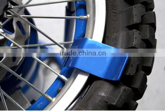 Special Tools Tire Bead Holding Tool for Motorcycles better using with tire lever