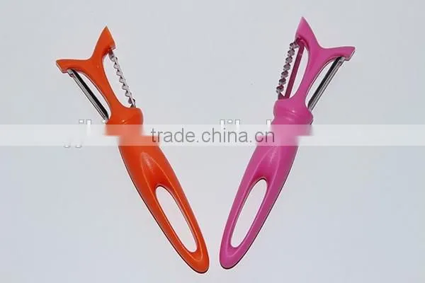 promotion plastic vegetable peeler