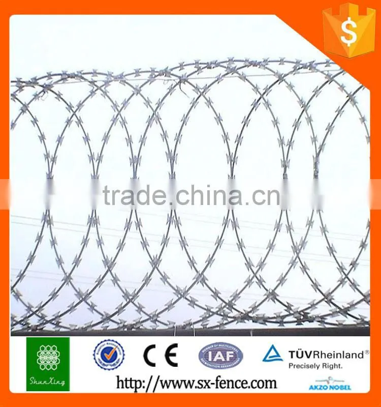 Alibaba diamond razor wire mesh fence/welded wire mesh fencing/pvc coated razor barbed wire