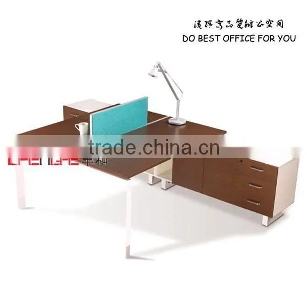 2 people office workstation cluster