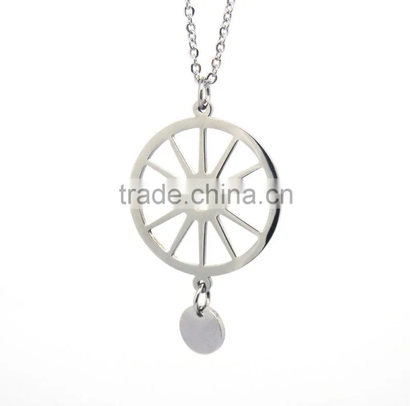 Hotselling stainless steel hanging 12-spokie wagon wheel pendants