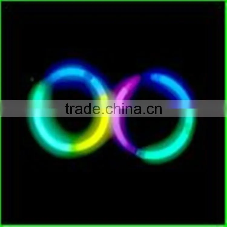 One Time Use Mix Color Glow Pendant for Party Supplies