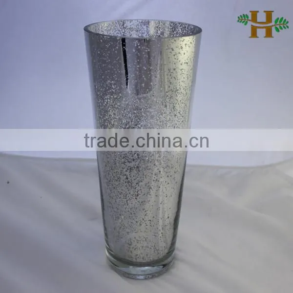 clear cone glass vases with paper rope decoration