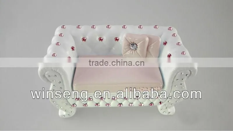 Wholesale Polyresin Decorative Sofa Jewelry Box with Swarovski Crystals
