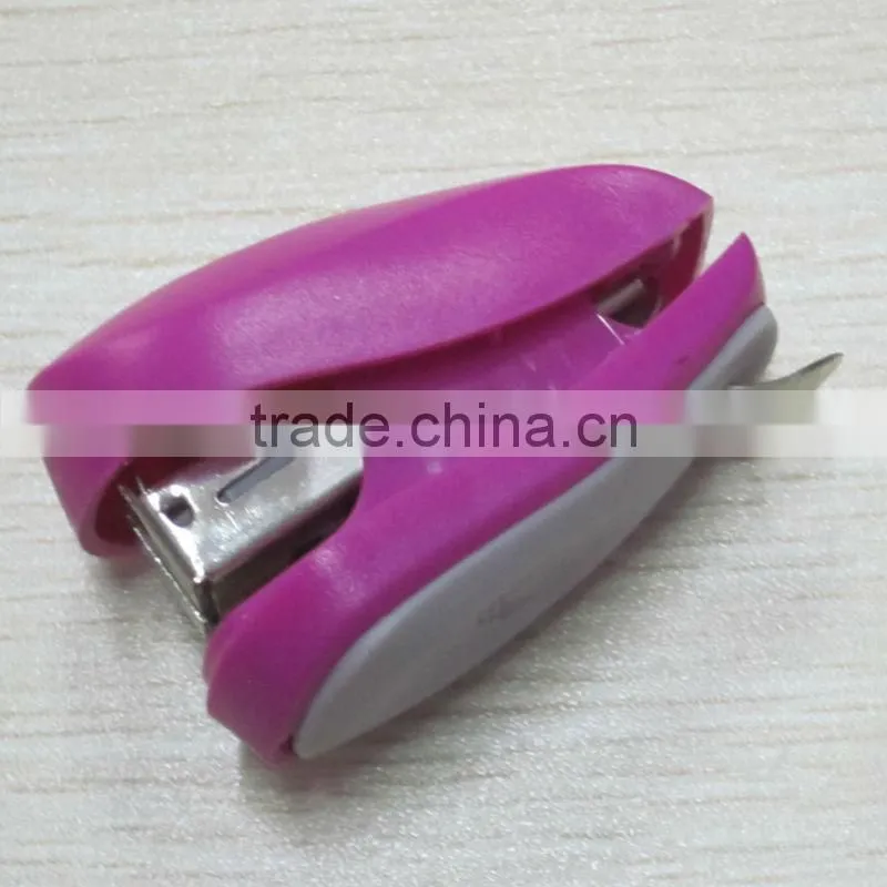 2014 novelty designer plastic 6.3cm small size mini grapadora