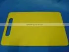 Food safe UHMW-PE plastic cutting board