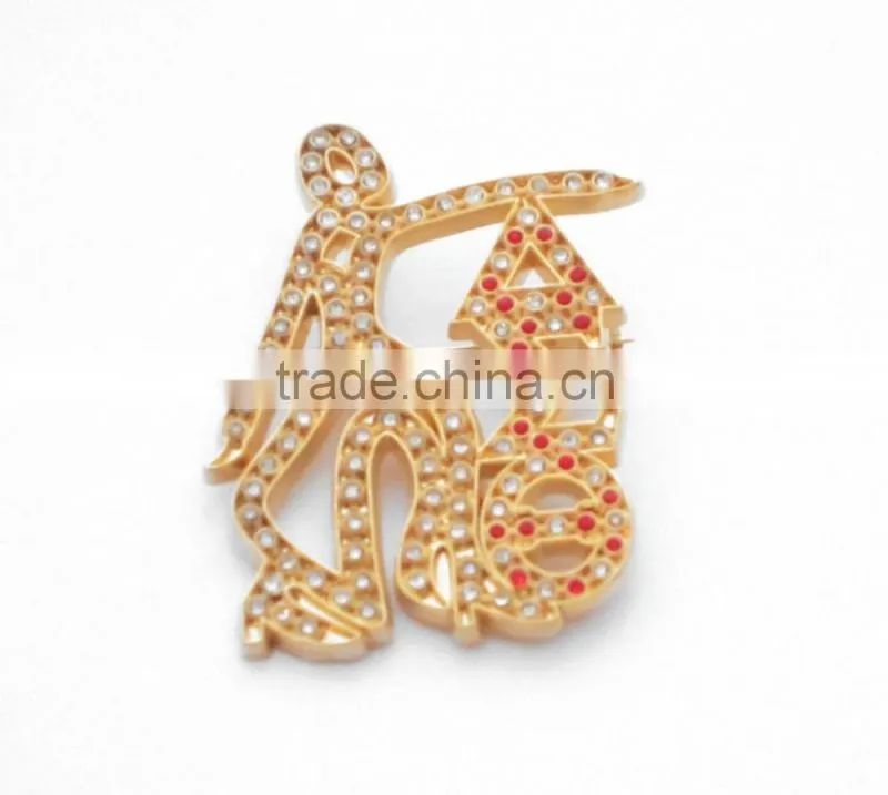 Wholesale vnistar delta style lady shape brooch greek sorority lapel pin