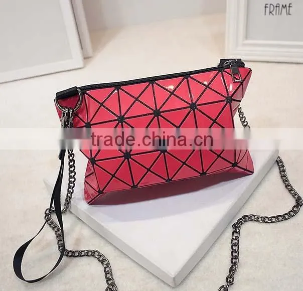Wholesale two usage geometric pattern girls pu shoulder chain bag
