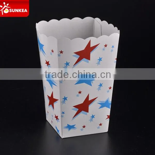 Movie theatre style cheerful paper popcorn cup, popcorn bucket
