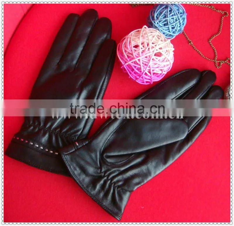Designer sheep leather gloves for women