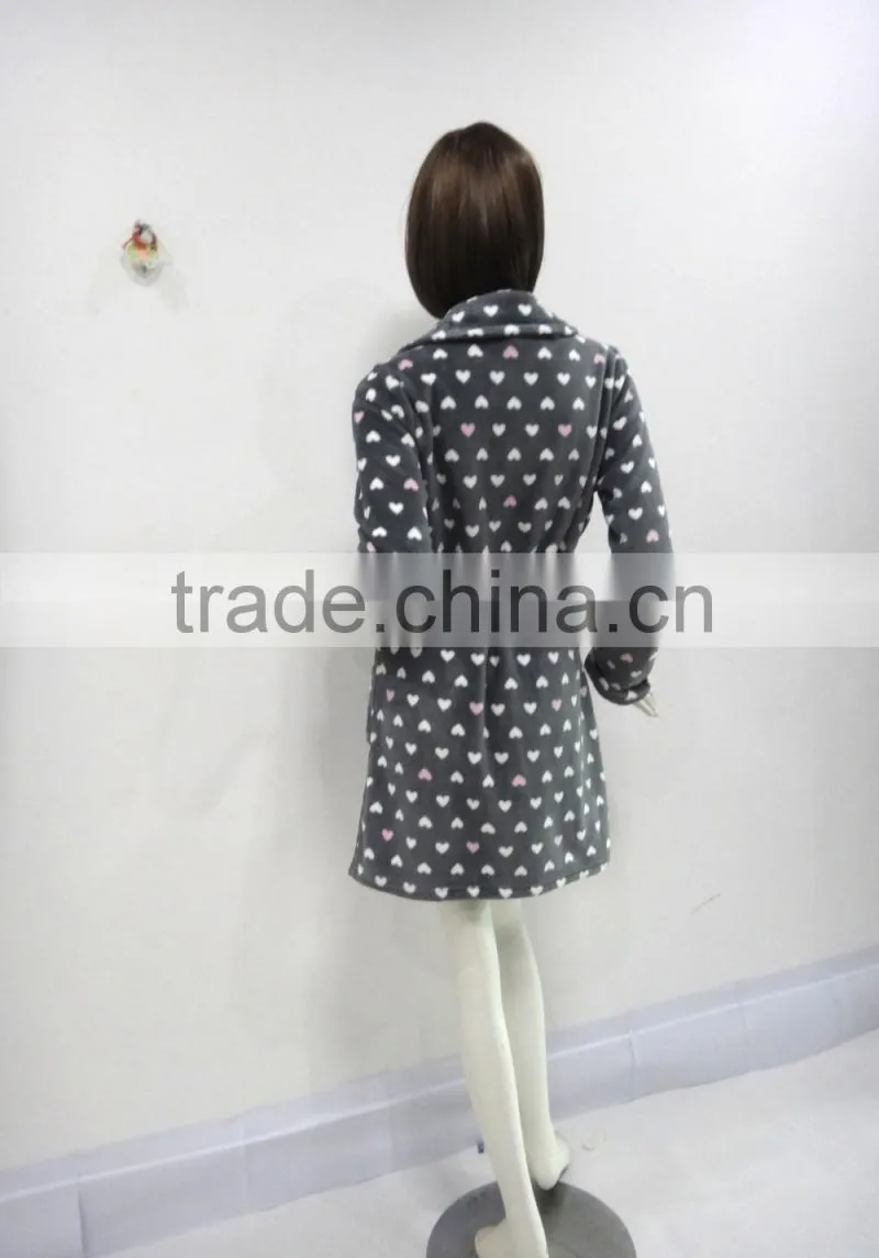 Lovely bind lapel loveing heart gray robe with two big pockets woman