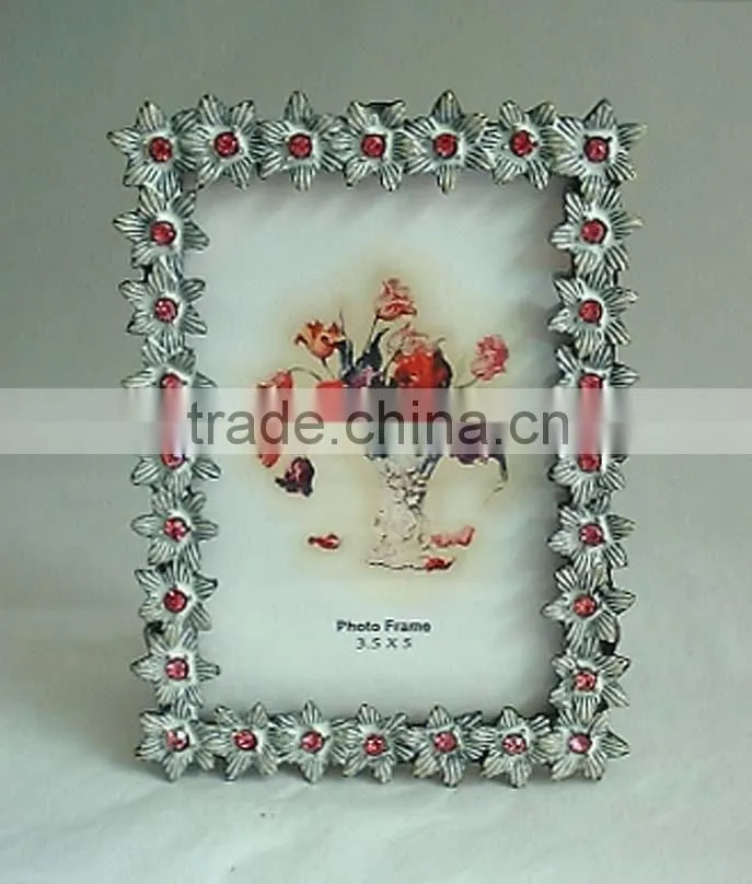 jewel in flower decorated metal zinc alloy photo frame for home decoration