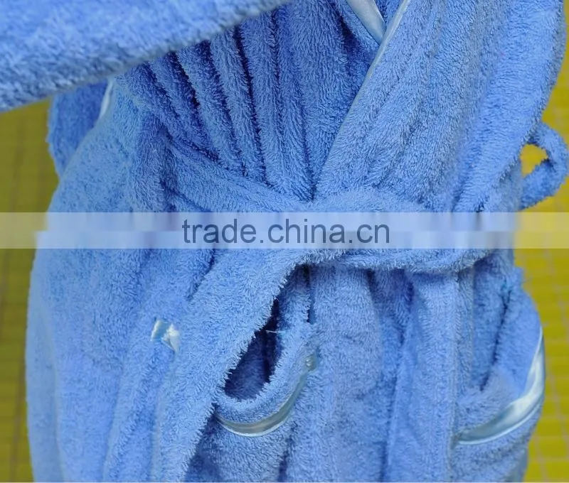 promotional 100 cotton good quality kids bathrobe with light lace