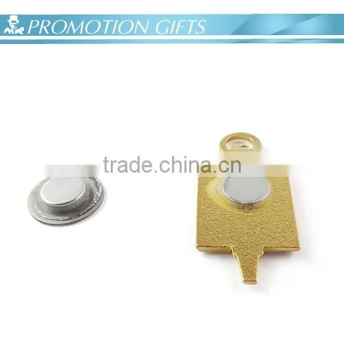 enamel and gold plating pin badge with magnet