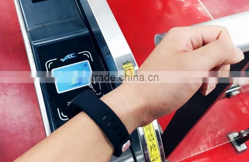 Shenzhen Wholesale Custom Wrist Watch NFC Bluetooth Smart Watch for Tap and Go Payment