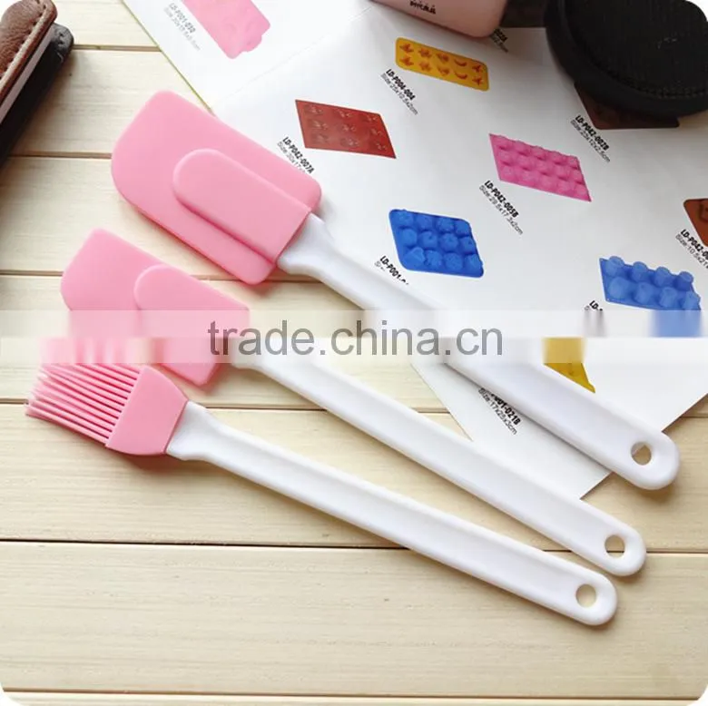 Amazon Hot Selling Solid Core and Hygienic Solid Coating Silicone Pastry Basting Grill Silicone Barbecue Brush