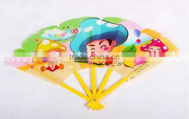 The nice and fashion design folding fan