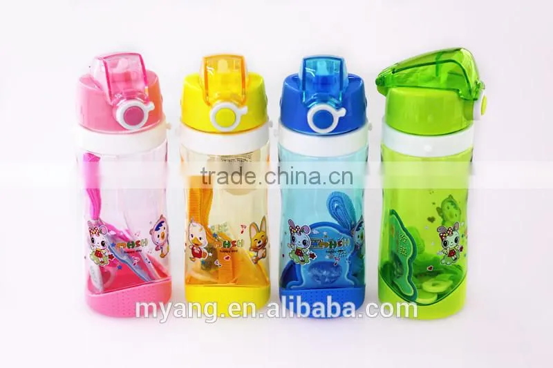 2015 wholesale children space water bottle with straw/BPA free plastic water bottle with straw