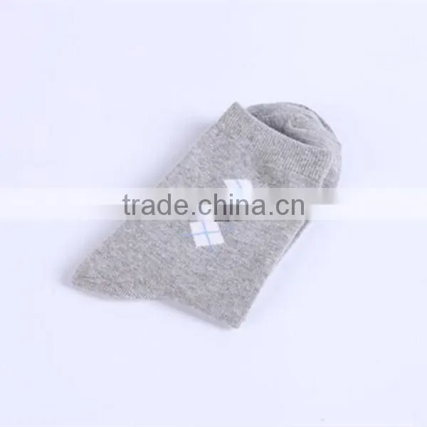 20 pcs/lot hot sale 5 plaids for choice random 5 pattern and many colors seasons casual men socks