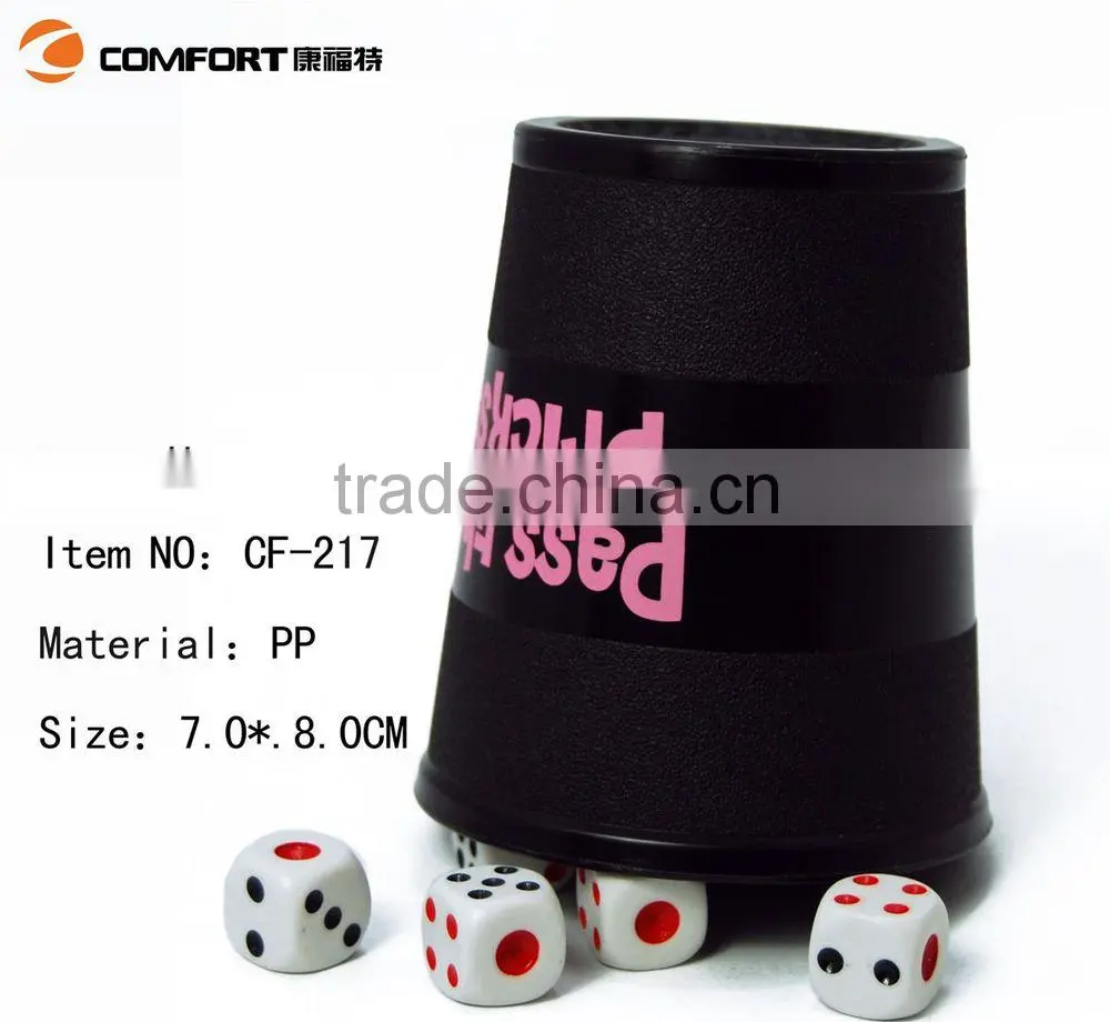 new promotion plastic pp classical leather dice cup