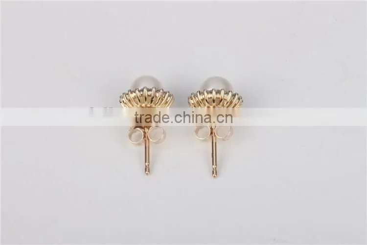 High quality 9k gold fresh wather pearl stud earring for women