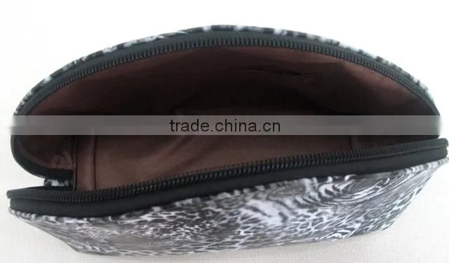 Wholesales lastest design of half moon pvc cosmetic bags