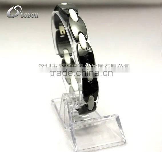 stylish ceramic design with bio magnetic bracelet