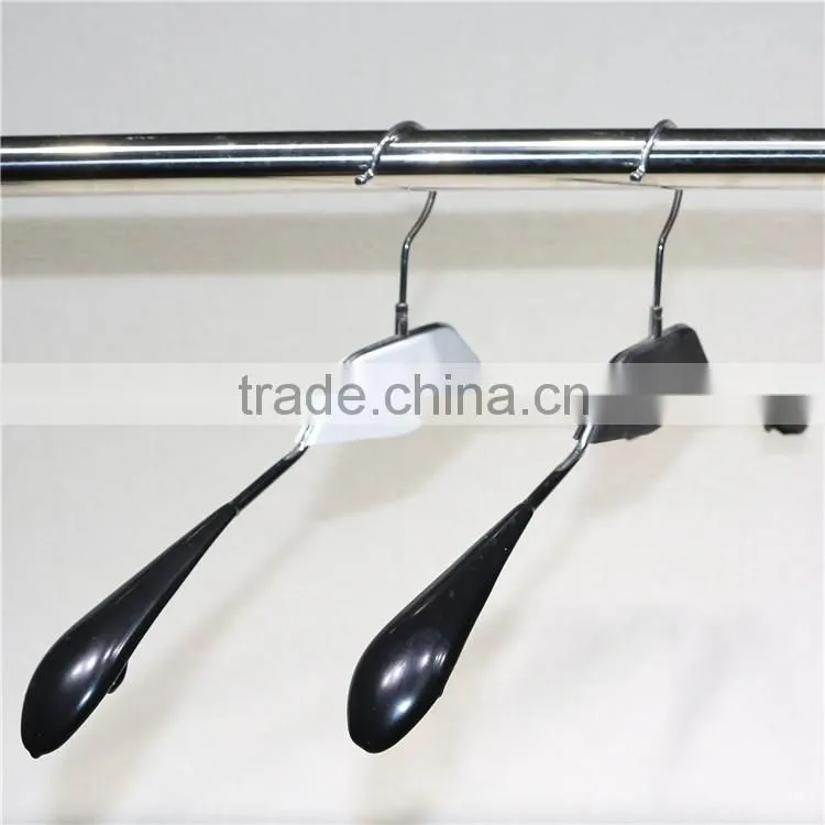 Top quantity unique plastic clothes hanger on sale
