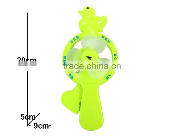 funny turntable games handle plastic mini wind up fans toy