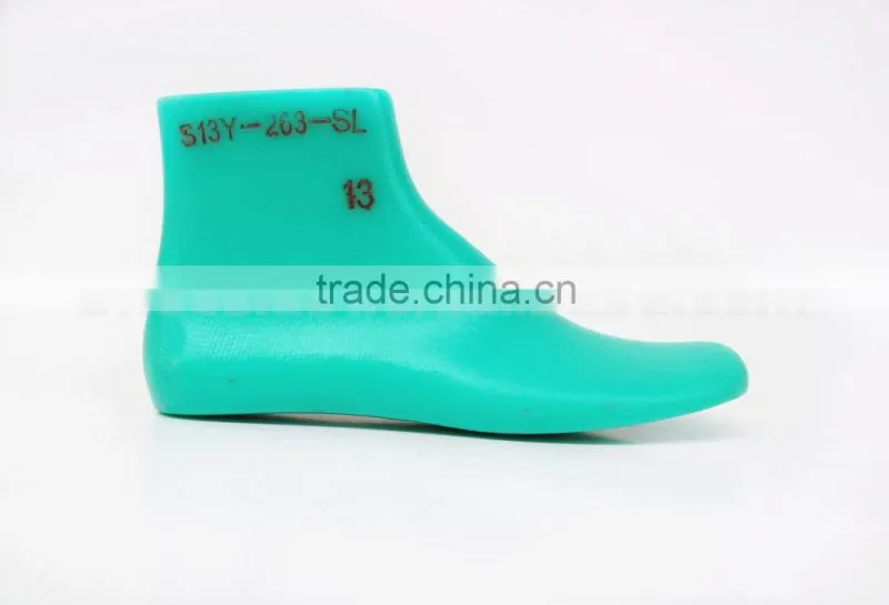 Suitable for children to wear boots flat round head shoe lasts