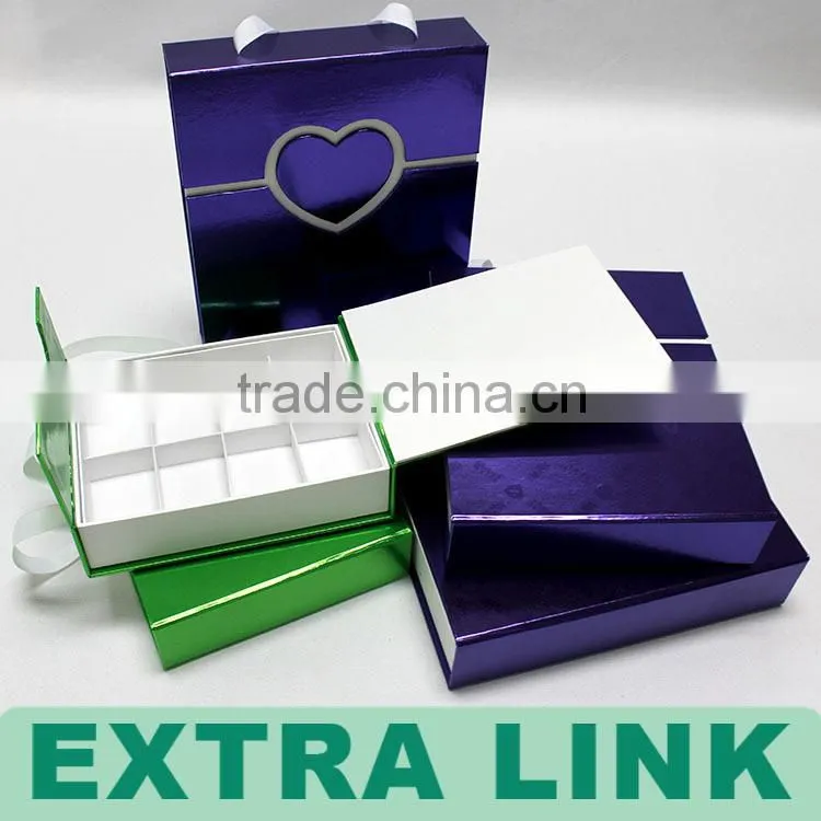 Handmade handle white insert green fancy paper wrapped heart closure chocolate cardboard box