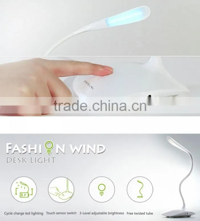Supply Creative fashion USB charging light adjustable LED lamp / folding table lamp