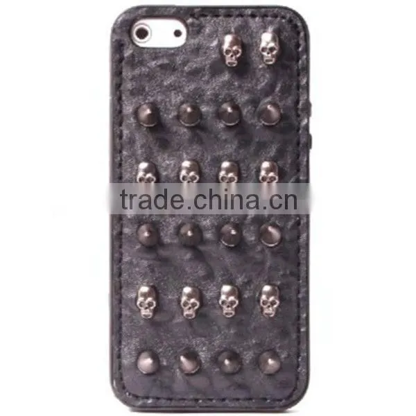 Hot Sale Fashion Metal Leather Case For IPhone5s Case with Retro Rivets