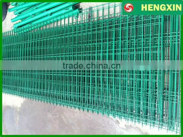 PVC coated welded wire mesh fence panel