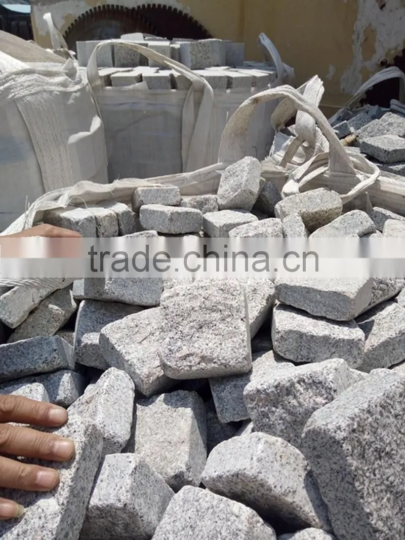 Tumbled Cheap Grey Granite Cubes Paving Stones for Sale