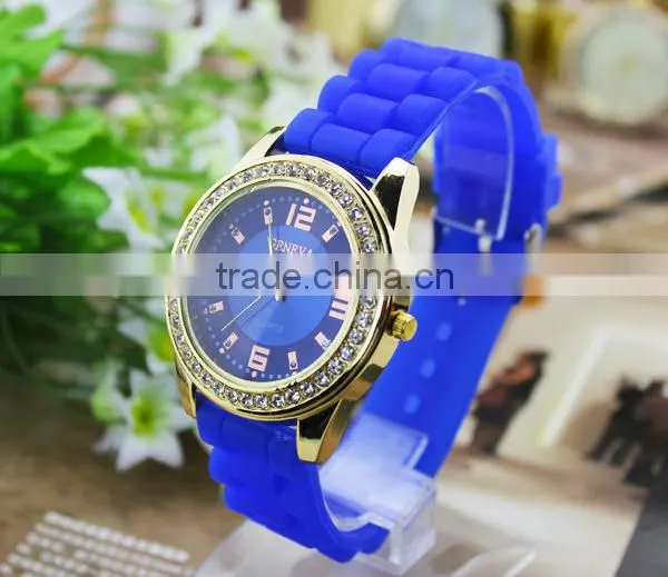 Popular Geneva Quartz Silicone Watch