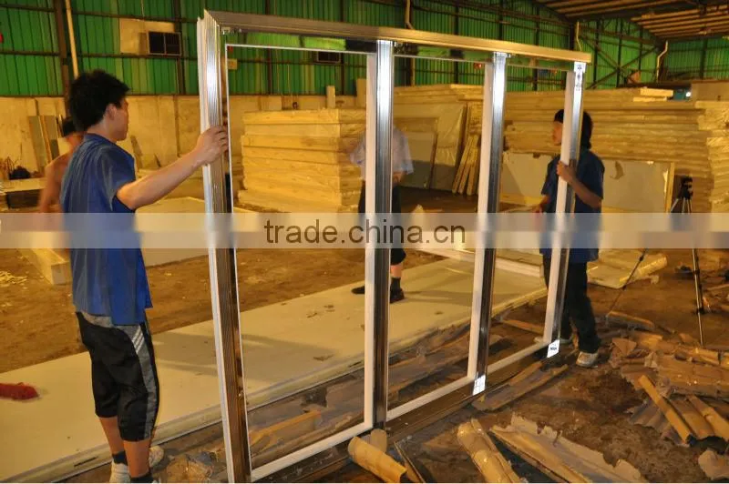 Glass doors display cold room for supermarket use