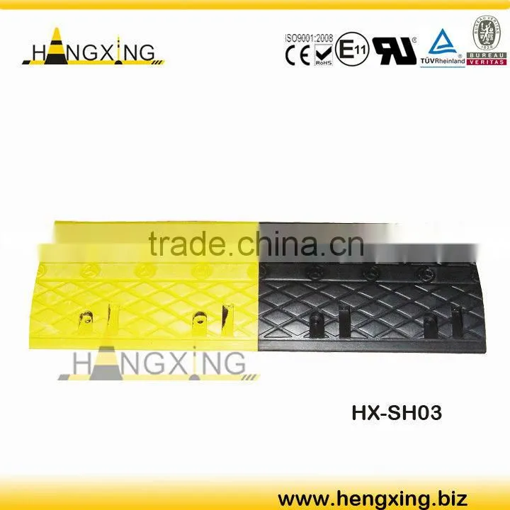 SH03 rubber speed bump