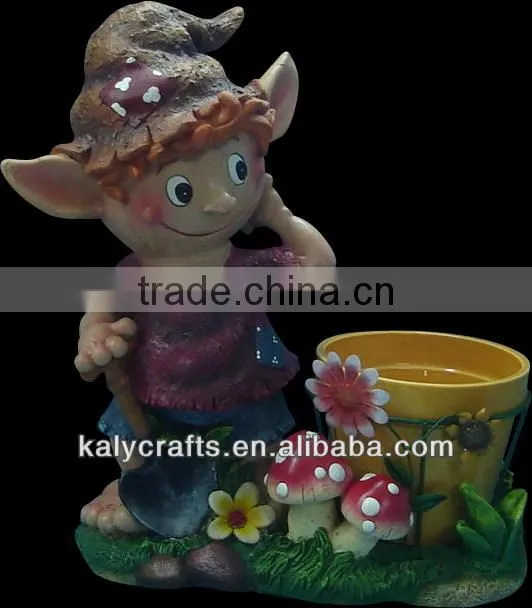 2013 hot sale polyresin elves garden items