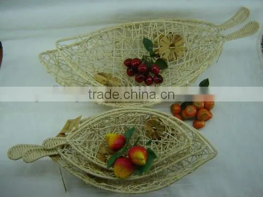 Natural rattan&water hyacinth weaving iron frame fish shaped fruit basket