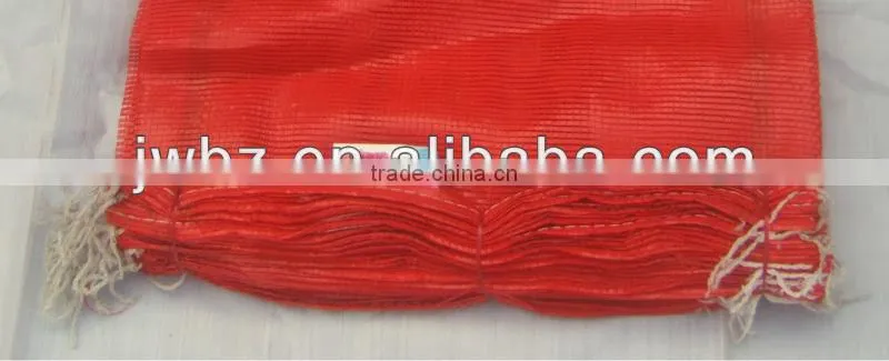 easy-closure drawstring mesh bag